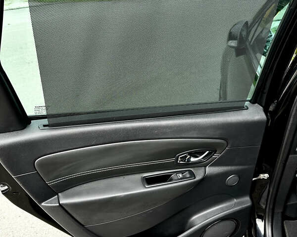 Чорний Рено Гранд Сценік, об'ємом двигуна 1.6 л та пробігом 159 тис. км за 10000 $, фото 18 на Automoto.ua