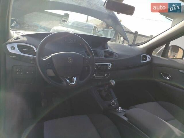 Чорний Рено Гранд Сценік, об'ємом двигуна 1.5 л та пробігом 215 тис. км за 7999 $, фото 13 на Automoto.ua