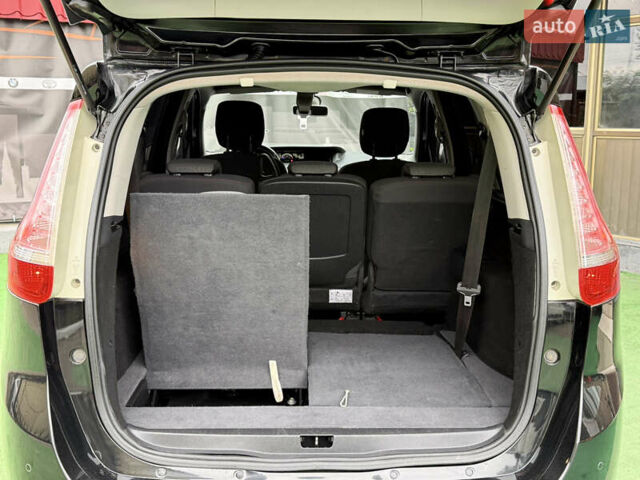 Черный Рено Гранд Сценик, объемом двигателя 1.46 л и пробегом 216 тыс. км за 9700 $, фото 18 на Automoto.ua