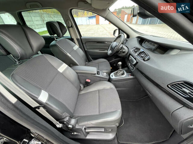 Чорний Рено Гранд Сценік, об'ємом двигуна 1.6 л та пробігом 239 тис. км за 10499 $, фото 52 на Automoto.ua