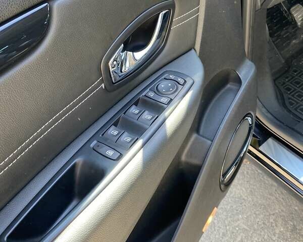 Черный Рено Гранд Сценик, объемом двигателя 1.6 л и пробегом 250 тыс. км за 10900 $, фото 10 на Automoto.ua