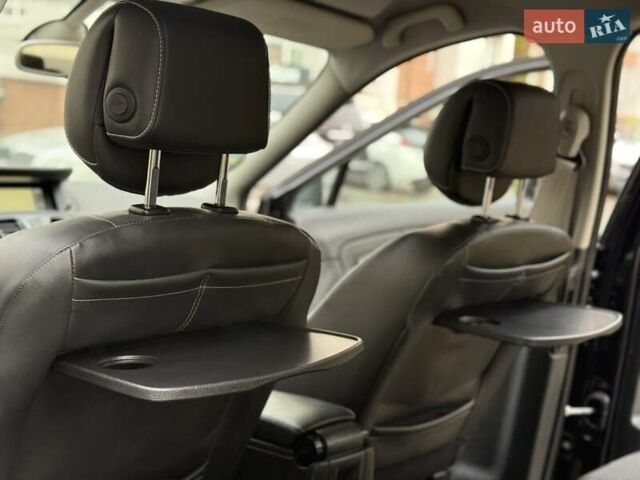 Черный Рено Гранд Сценик, объемом двигателя 1.6 л и пробегом 240 тыс. км за 7500 $, фото 36 на Automoto.ua