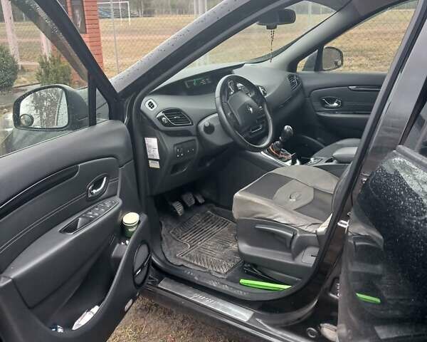 Черный Рено Гранд Сценик, объемом двигателя 1.5 л и пробегом 225 тыс. км за 10200 $, фото 8 на Automoto.ua