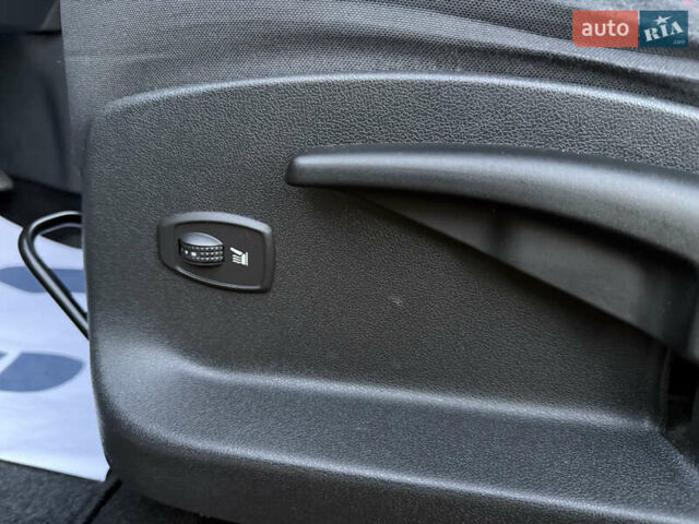 Чорний Рено Гранд Сценік, об'ємом двигуна 1.2 л та пробігом 200 тис. км за 7250 $, фото 43 на Automoto.ua