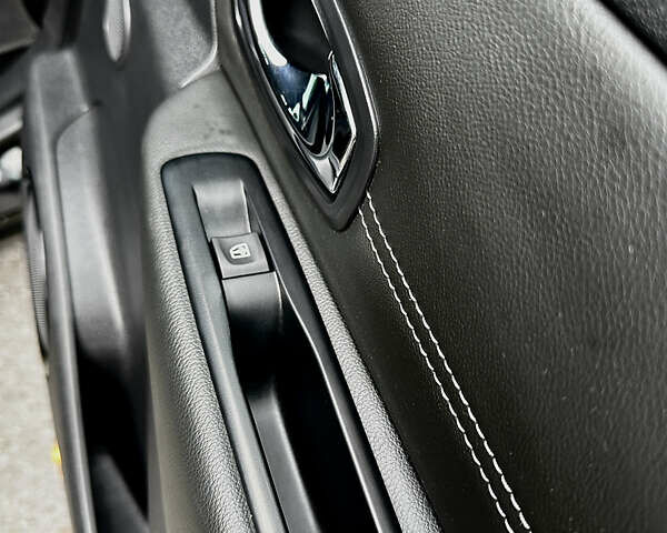 Чорний Рено Гранд Сценік, об'ємом двигуна 1.6 л та пробігом 159 тис. км за 10000 $, фото 22 на Automoto.ua