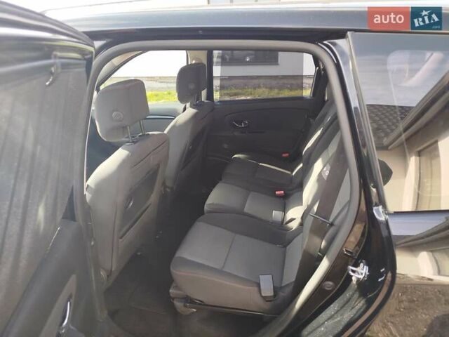 Чорний Рено Гранд Сценік, об'ємом двигуна 1.5 л та пробігом 215 тис. км за 7999 $, фото 15 на Automoto.ua