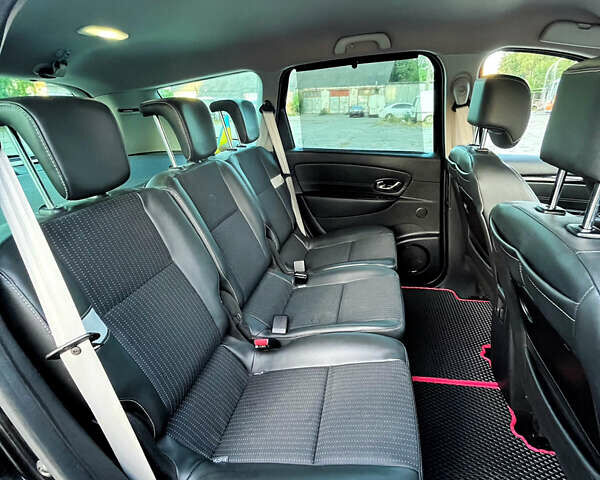 Черный Рено Гранд Сценик, объемом двигателя 1.6 л и пробегом 330 тыс. км за 9800 $, фото 11 на Automoto.ua