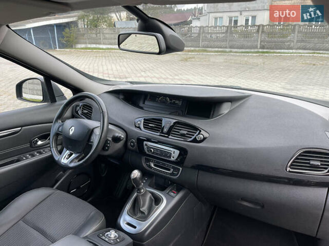 Черный Рено Гранд Сценик, объемом двигателя 1.6 л и пробегом 239 тыс. км за 9999 $, фото 52 на Automoto.ua