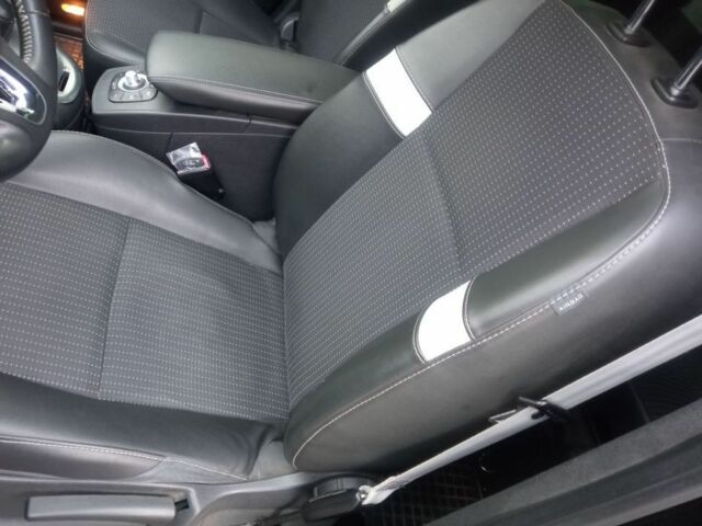 Черный Рено Гранд Сценик, объемом двигателя 1.5 л и пробегом 270 тыс. км за 8200 $, фото 4 на Automoto.ua