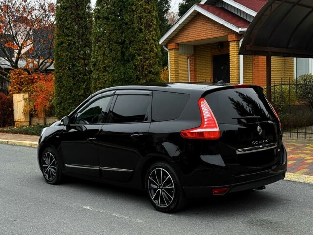 Черный Рено Гранд Сценик, объемом двигателя 1.5 л и пробегом 147 тыс. км за 8700 $, фото 1 на Automoto.ua