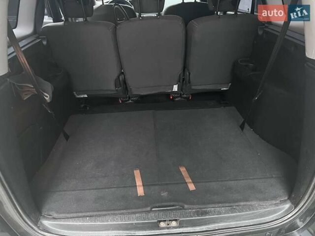 Черный Рено Гранд Сценик, объемом двигателя 1.6 л и пробегом 230 тыс. км за 8999 $, фото 16 на Automoto.ua