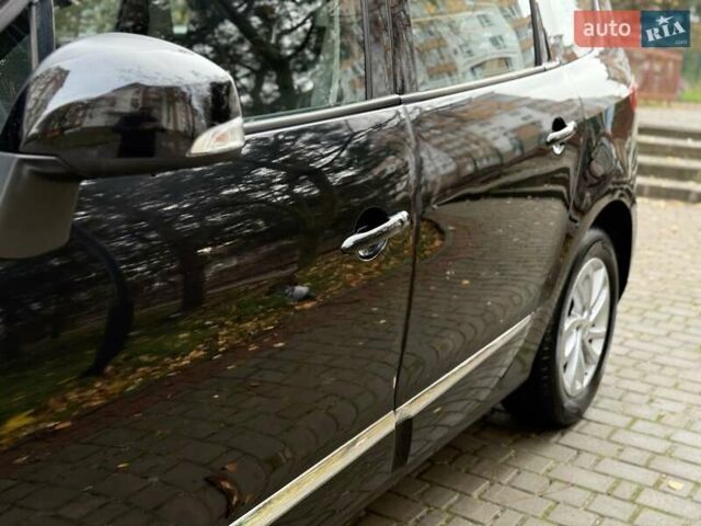 Черный Рено Гранд Сценик, объемом двигателя 1.6 л и пробегом 240 тыс. км за 7500 $, фото 19 на Automoto.ua