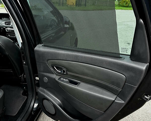 Чорний Рено Гранд Сценік, об'ємом двигуна 1.6 л та пробігом 159 тис. км за 10000 $, фото 24 на Automoto.ua