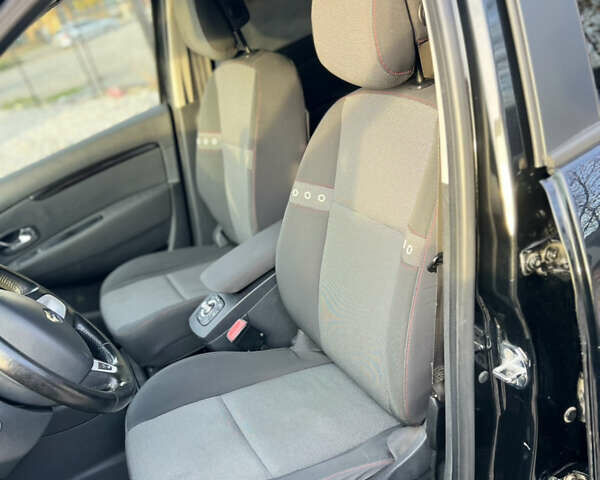 Черный Рено Гранд Сценик, объемом двигателя 1.6 л и пробегом 254 тыс. км за 9350 $, фото 6 на Automoto.ua