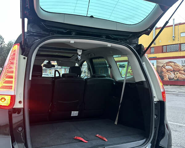 Черный Рено Гранд Сценик, объемом двигателя 1.6 л и пробегом 183 тыс. км за 10500 $, фото 38 на Automoto.ua