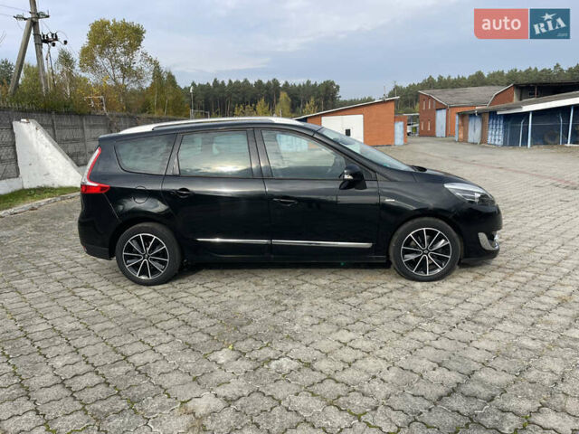 Чорний Рено Гранд Сценік, об'ємом двигуна 1.6 л та пробігом 239 тис. км за 10499 $, фото 12 на Automoto.ua