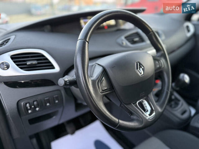 Чорний Рено Гранд Сценік, об'ємом двигуна 1.2 л та пробігом 200 тис. км за 7250 $, фото 42 на Automoto.ua
