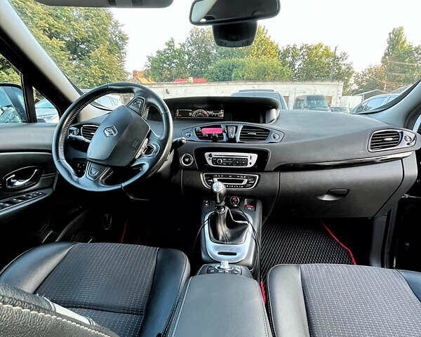 Черный Рено Гранд Сценик, объемом двигателя 1.6 л и пробегом 330 тыс. км за 9800 $, фото 10 на Automoto.ua