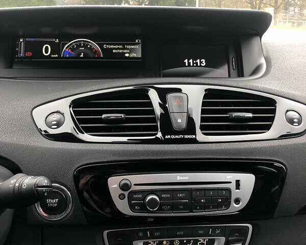 Чорний Рено Гранд Сценік, об'ємом двигуна 1.6 л та пробігом 202 тис. км за 11000 $, фото 13 на Automoto.ua