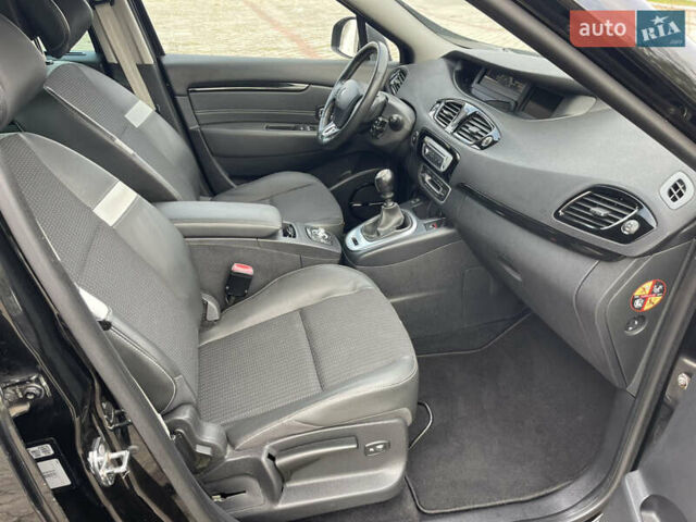 Чорний Рено Гранд Сценік, об'ємом двигуна 1.6 л та пробігом 239 тис. км за 10499 $, фото 49 на Automoto.ua