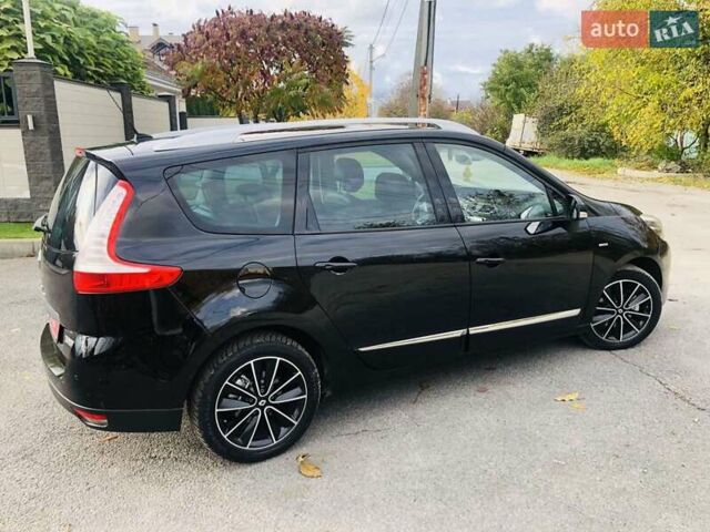 Рено Гранд Сценик 2013 в Харькове на Automoto.ua Черный Рено Гранд Сценик, объемом двигателя 1.5 л и пробегом 235 тыс. км за 10350 $, фото 28 на Automoto.ua