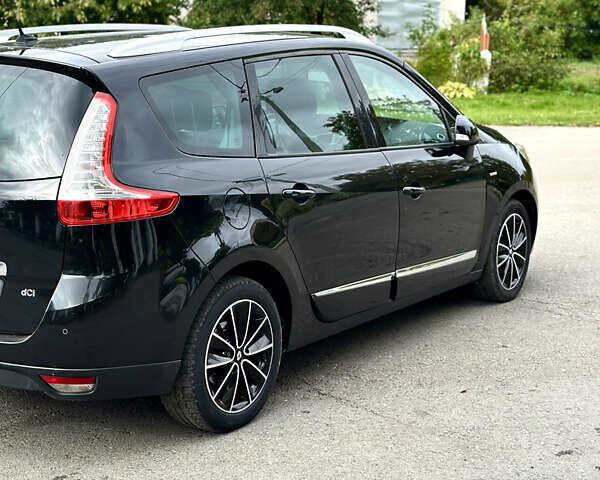 Чорний Рено Гранд Сценік, об'ємом двигуна 1.6 л та пробігом 159 тис. км за 10000 $, фото 4 на Automoto.ua