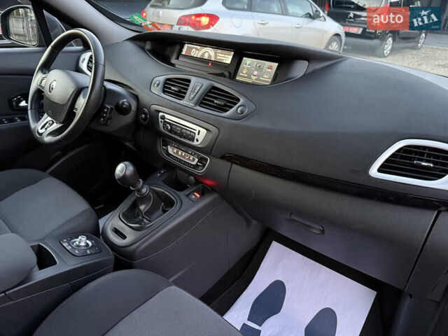 Чорний Рено Гранд Сценік, об'ємом двигуна 1.2 л та пробігом 200 тис. км за 7250 $, фото 34 на Automoto.ua