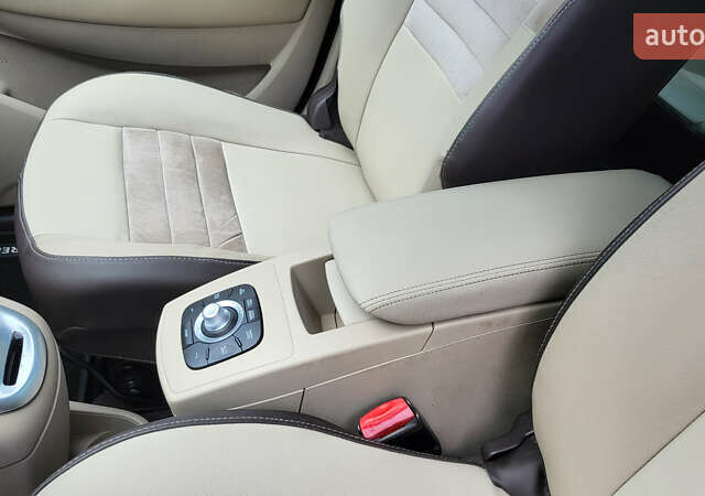 Рено Гранд Сценик 2013 в Стрые на Automoto.ua Черный Рено Гранд Сценик, объемом двигателя 1.6 л и пробегом 285 тыс. км за 9700 $, фото 71 на Automoto.ua