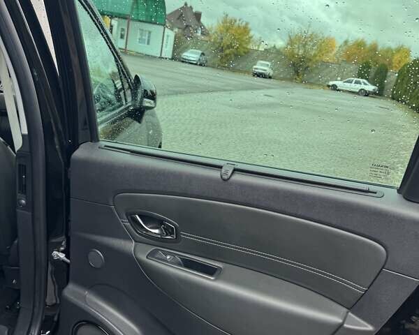 Рено Гранд Сценик 2013 в Луцке на Automoto.ua Черный Рено Гранд Сценик, объемом двигателя 1.6 л и пробегом 175 тыс. км за 11900 $, фото 39 на Automoto.ua