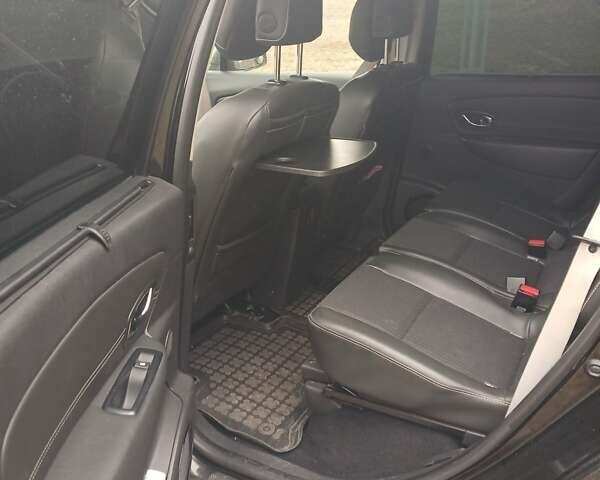 Черный Рено Гранд Сценик, объемом двигателя 1.5 л и пробегом 225 тыс. км за 10200 $, фото 9 на Automoto.ua