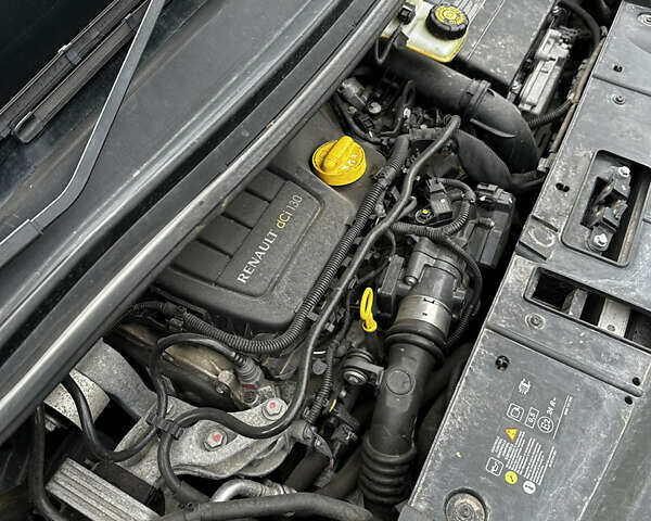 Чорний Рено Гранд Сценік, об'ємом двигуна 1.6 л та пробігом 159 тис. км за 10000 $, фото 28 на Automoto.ua