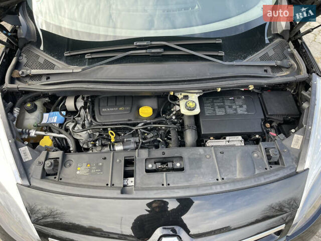 Черный Рено Гранд Сценик, объемом двигателя 1.6 л и пробегом 239 тыс. км за 9999 $, фото 77 на Automoto.ua
