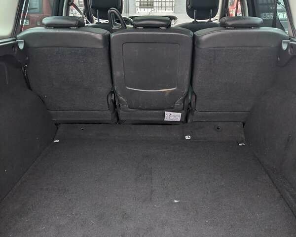 Черный Рено Гранд Сценик, объемом двигателя 1.46 л и пробегом 240 тыс. км за 10350 $, фото 17 на Automoto.ua