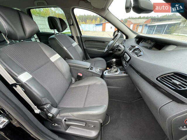 Черный Рено Гранд Сценик, объемом двигателя 1.6 л и пробегом 239 тыс. км за 9999 $, фото 48 на Automoto.ua