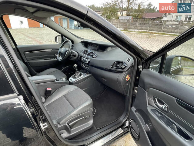 Черный Рено Гранд Сценик, объемом двигателя 1.6 л и пробегом 239 тыс. км за 9999 $, фото 53 на Automoto.ua