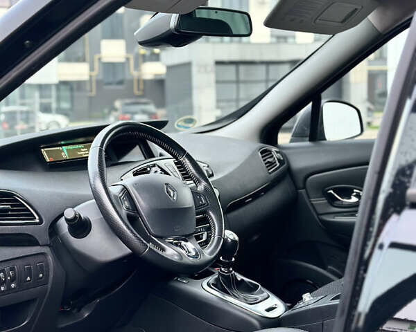 Черный Рено Гранд Сценик, объемом двигателя 1.6 л и пробегом 183 тыс. км за 10500 $, фото 31 на Automoto.ua