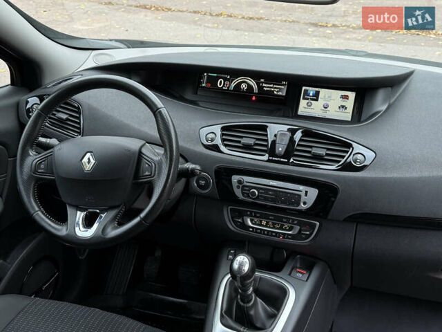 Рено Гранд Сценик 2013 в Житомире на Automoto.ua Черный Рено Гранд Сценик, объемом двигателя 1.6 л и пробегом 249 тыс. км за 9200 $, фото 15 на Automoto.ua