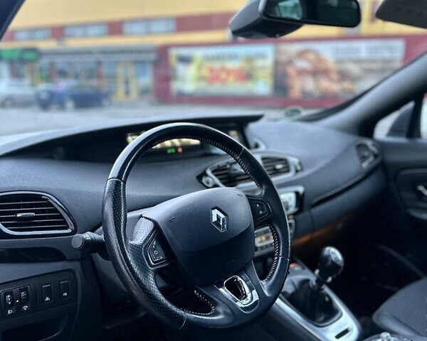 Черный Рено Гранд Сценик, объемом двигателя 1.6 л и пробегом 183 тыс. км за 10500 $, фото 20 на Automoto.ua
