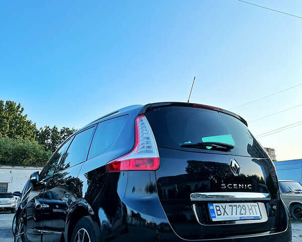 Черный Рено Гранд Сценик, объемом двигателя 1.6 л и пробегом 330 тыс. км за 9800 $, фото 3 на Automoto.ua