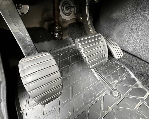 Черный Рено Гранд Сценик, объемом двигателя 1.46 л и пробегом 232 тыс. км за 9550 $, фото 45 на Automoto.ua