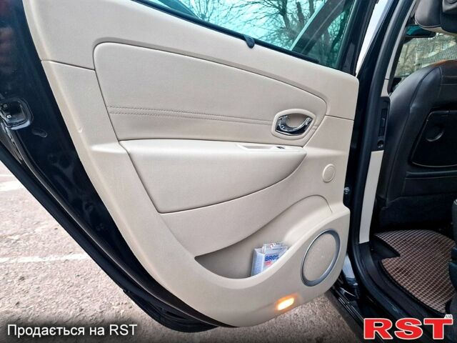 Черный Рено Гранд Сценик, объемом двигателя 1.5 л и пробегом 165 тыс. км за 9100 $, фото 7 на Automoto.ua