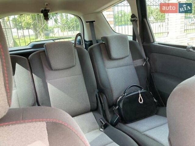 Рено Гранд Сценик 2013 в Нежине на Automoto.ua Черный Рено Гранд Сценик, объемом двигателя 1.6 л и пробегом 200 тыс. км за 8800 $, фото 4 на Automoto.ua