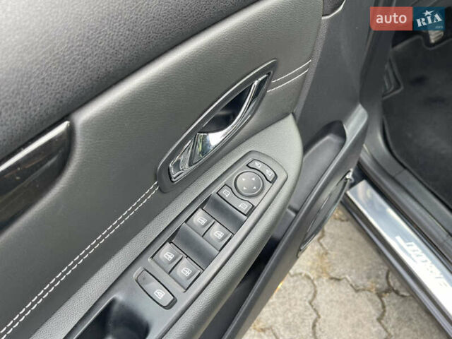 Чорний Рено Гранд Сценік, об'ємом двигуна 1.6 л та пробігом 239 тис. км за 10499 $, фото 37 на Automoto.ua