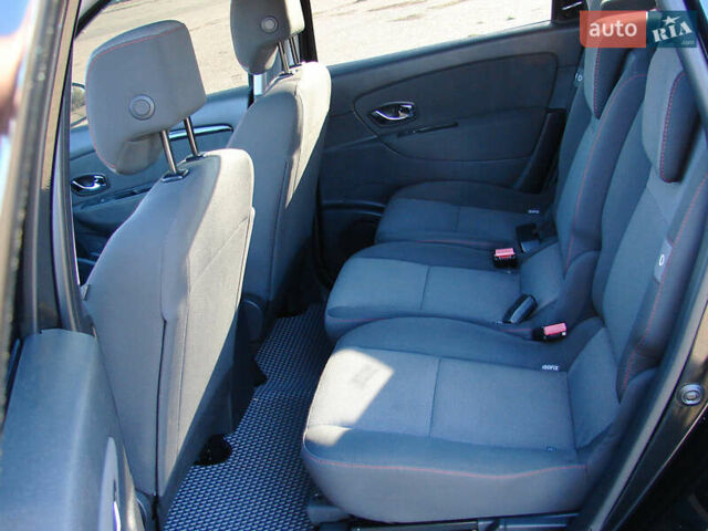 Черный Рено Гранд Сценик, объемом двигателя 1.5 л и пробегом 216 тыс. км за 8900 $, фото 9 на Automoto.ua