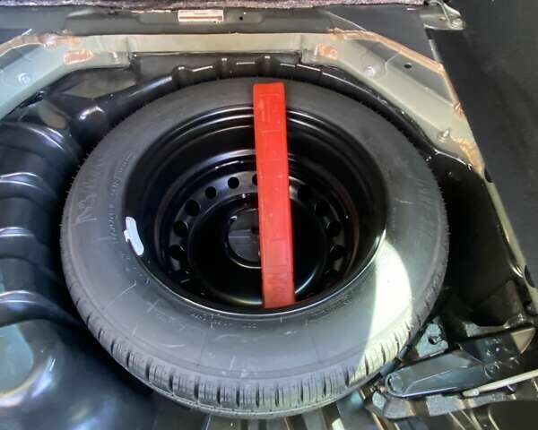 Черный Рено Гранд Сценик, объемом двигателя 1.6 л и пробегом 250 тыс. км за 10900 $, фото 29 на Automoto.ua