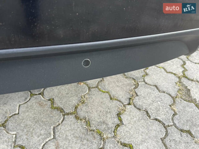 Черный Рено Гранд Сценик, объемом двигателя 1.6 л и пробегом 239 тыс. км за 9999 $, фото 24 на Automoto.ua