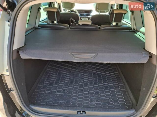 Черный Рено Гранд Сценик, объемом двигателя 1.6 л и пробегом 291 тыс. км за 9950 $, фото 21 на Automoto.ua