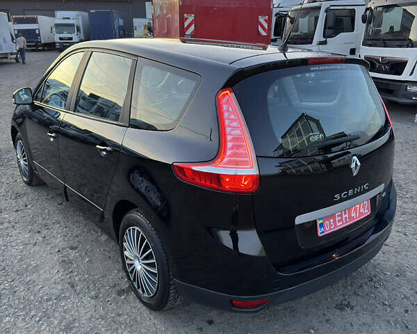 Черный Рено Гранд Сценик, объемом двигателя 1.6 л и пробегом 252 тыс. км за 9250 $, фото 18 на Automoto.ua