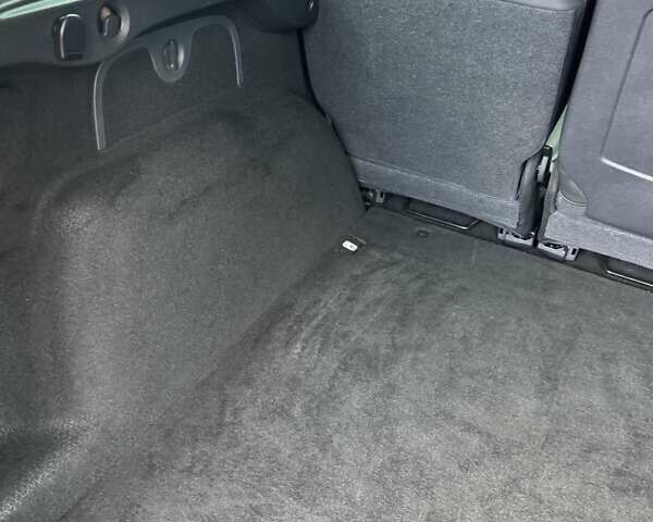 Рено Гранд Сценик 2013 в Луцке на Automoto.ua Черный Рено Гранд Сценик, объемом двигателя 1.6 л и пробегом 175 тыс. км за 11900 $, фото 47 на Automoto.ua