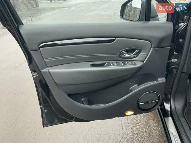 Чорний Рено Гранд Сценік, об'ємом двигуна 1.6 л та пробігом 239 тис. км за 9650 $, фото 8 на Automoto.ua